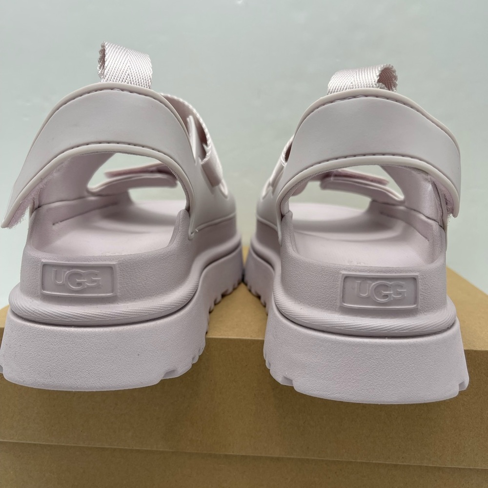 UGG Platform Sandals 
W / 1152685
W GOLDENGLOW
BYF Bay Fog
New - Picture 13 of 16